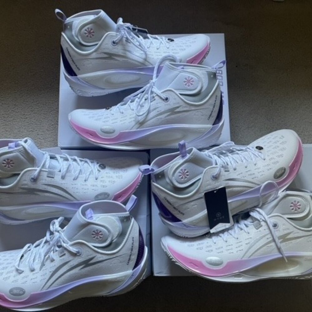 Wade 808 2 Ultra V2 “Family Love” Size 11 Mens BNIB ( 3 Pairs )